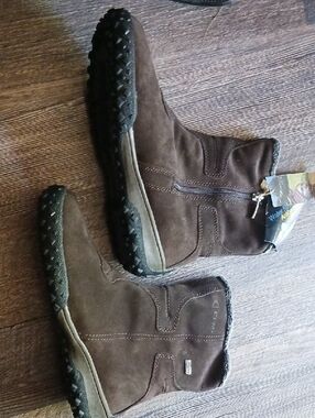 Kefas hiking shoes mens 7 Agate dark Brown Bio dry Water Resistant NEW